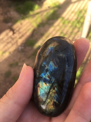 Labradorite Palm stone 
