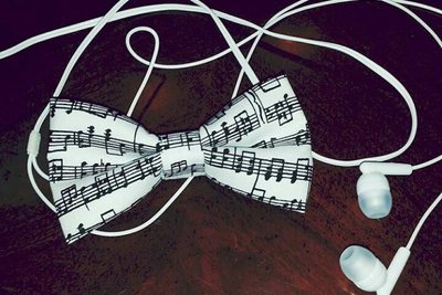 Music To My Ears Bow