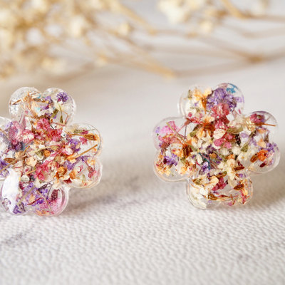 Real dried flowers and resin clover stud earrings in pink purple white orange