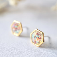 Real Dried Flowers and Resin Hexagon Gold Stud Earrings in Pastel Mix - Thumbnail 2