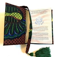 Passport cover - shy peacock - Thumbnail 2