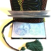 Passport cover - shy peacock - Thumbnail 3