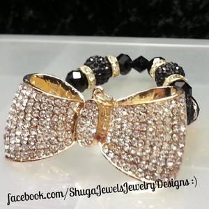 Rhinestone bow bracelet