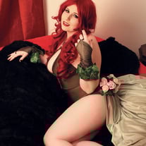 8x10 Poison Ivy Pinup 1