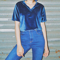 V-NECK VELVET TOP - Thumbnail 1