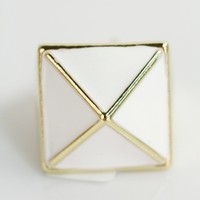 PYRAMID RING - Thumbnail 1