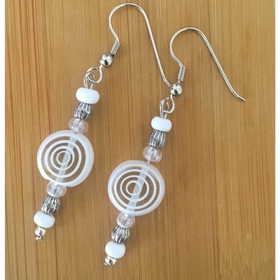 White circle-glass-earring