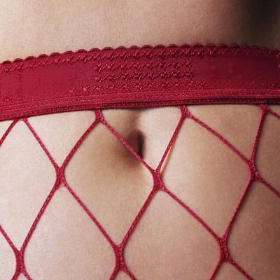 Rojo fishnet pantyhose