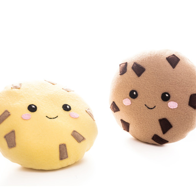 Plush desserts: happy cookie