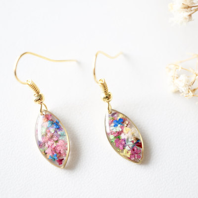 Real dried flowers and resin earrings in gold and party mix