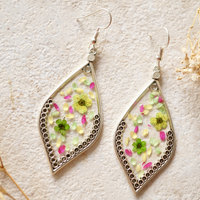 Real Dried Flowers and Resin Earrings in Green White Pink - Thumbnail 2