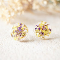 Real Dried Flowers and Resin Circle Stud Earrings in Purple, Yellow and Gold Flakes - Thumbnail 2