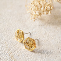 Real Dried Flowers and Resin Hexagon Gold Stud Earrings in Yellow and White - Thumbnail 3