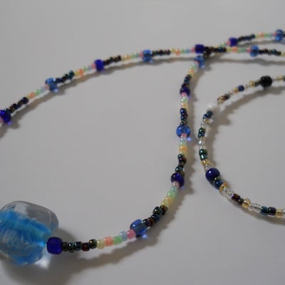 Cobalt and pastel bead necklace and bracelet