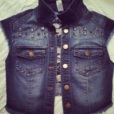 Cross Back Vest - Size Medium 