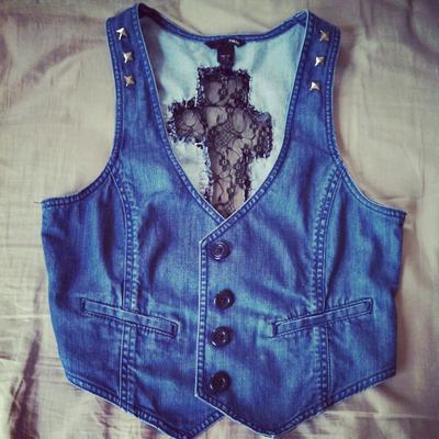 Cross Back Vest - Size 12