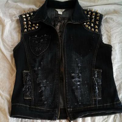Distressed cross back vest - size small - Thumbnail 3