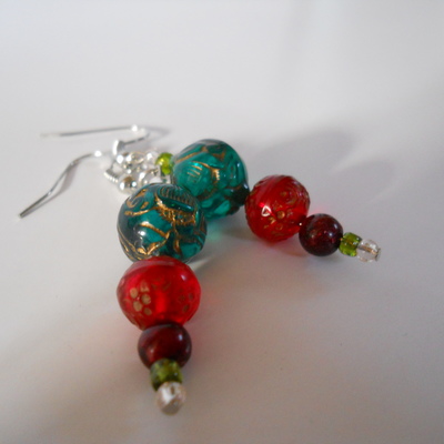 Christmas cheer bead earrings