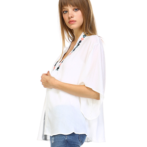 The Kasia Blouse - Thumbnail 2