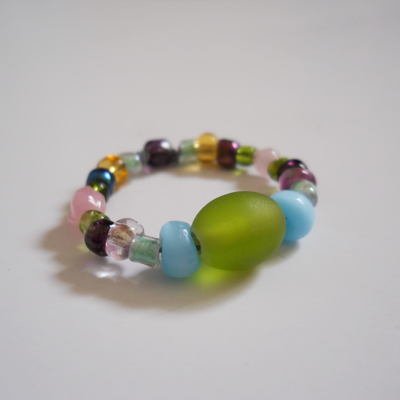 Apple green bead ring