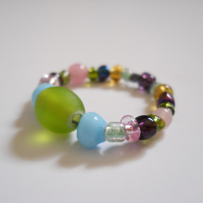 Apple green bead ring