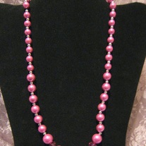 Fushia Cultura Pearl Glass Necklace