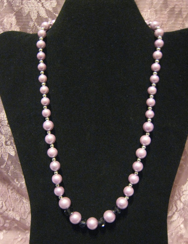 Lilac Cultura Pearl Glass Necklace