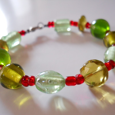 Red, yellow & green bead bracelet