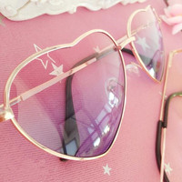 Vintage Heart Shaped Sunglasses - Thumbnail 2