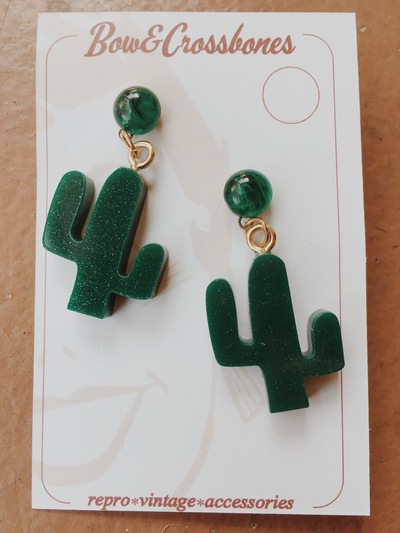 Cactus 'Bow and Crossbones' earrings