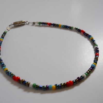 Metallic rainbow bead bracelet