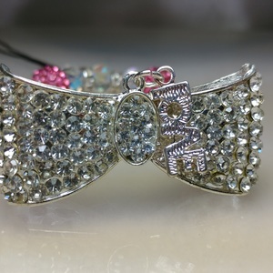Rhinestone bow bracelet 