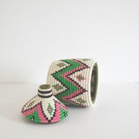  Berber Basket Handwoven Vintage Moroccan Wool Lidded Basket - Thumbnail 4