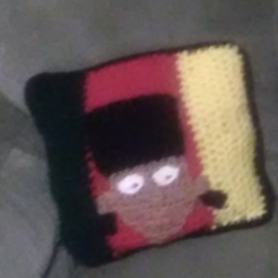 Crochet queen pillow