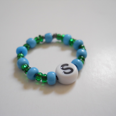 Letter s bead ring 