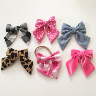 Pretty littles bow 