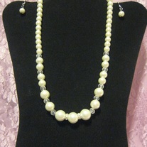 Cream Cultura Glass Pearl Necklace Set