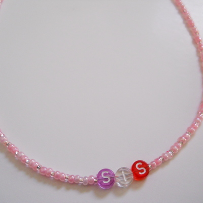 Sis bead necklace