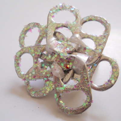 White glitter tab ring