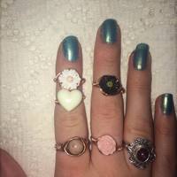 White Heart & White Sunflower Ring set (2 Rings) - Thumbnail 1