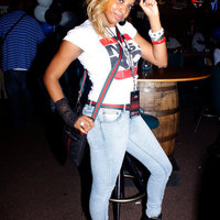 Classic White Ms.Nc - Thumbnail 2