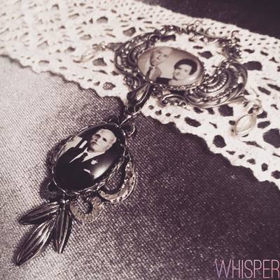 2-tier bouquet pendant