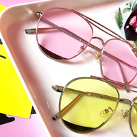 VINTAGE STYLE SUNGLASSES  - Thumbnail 2