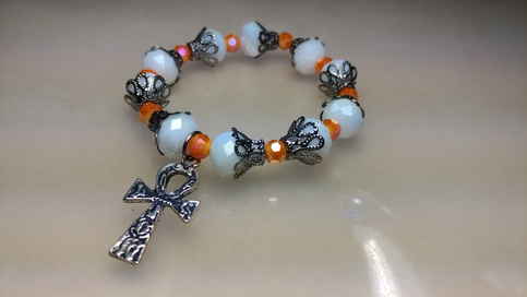 Glass Crystal Bracelet w/Ankh charm 
