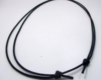 Non-metal necklace sliding knot