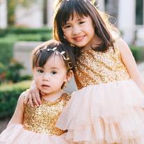 Trail Of Glitter Dress in gold