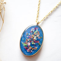 Real Dried Flowers in Resin Necklace, Gold Oval in Blue Party Mix - Thumbnail 4