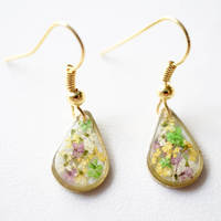 Real Dried Flowers and Resin Earrings, Gold Teardrops in Purple Yellow White Green - Thumbnail 2