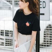 Rose Embroidered T-shirt in White / Black - Thumbnail 2