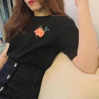 Rose Embroidered T-shirt in White / Black - Thumbnail 3